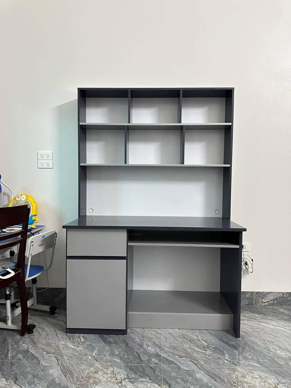 Bàn học nhựa cao cấp phối ghi thiết kế theo kích thước thực tế